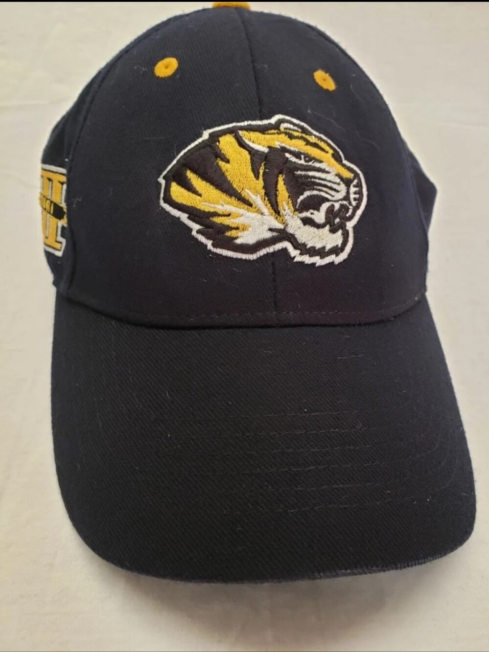 Missouri Mizzou Tigers College Hat Black